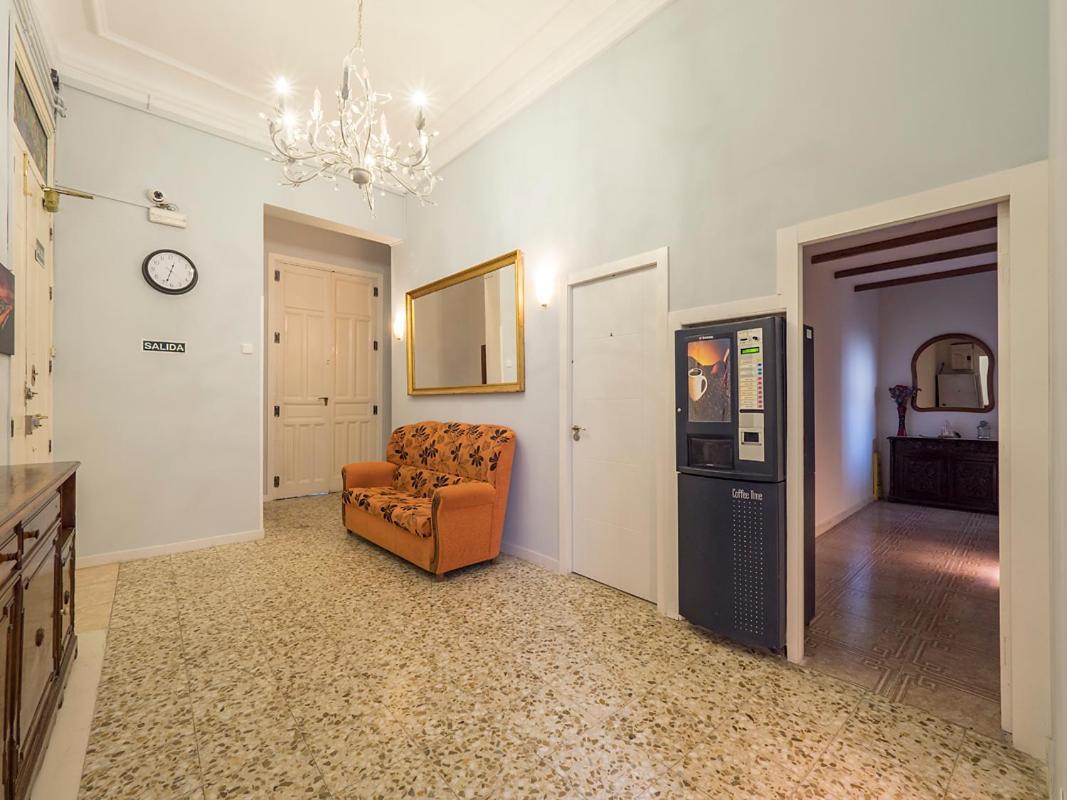 Pension Apolo XI Madrid Exterior photo